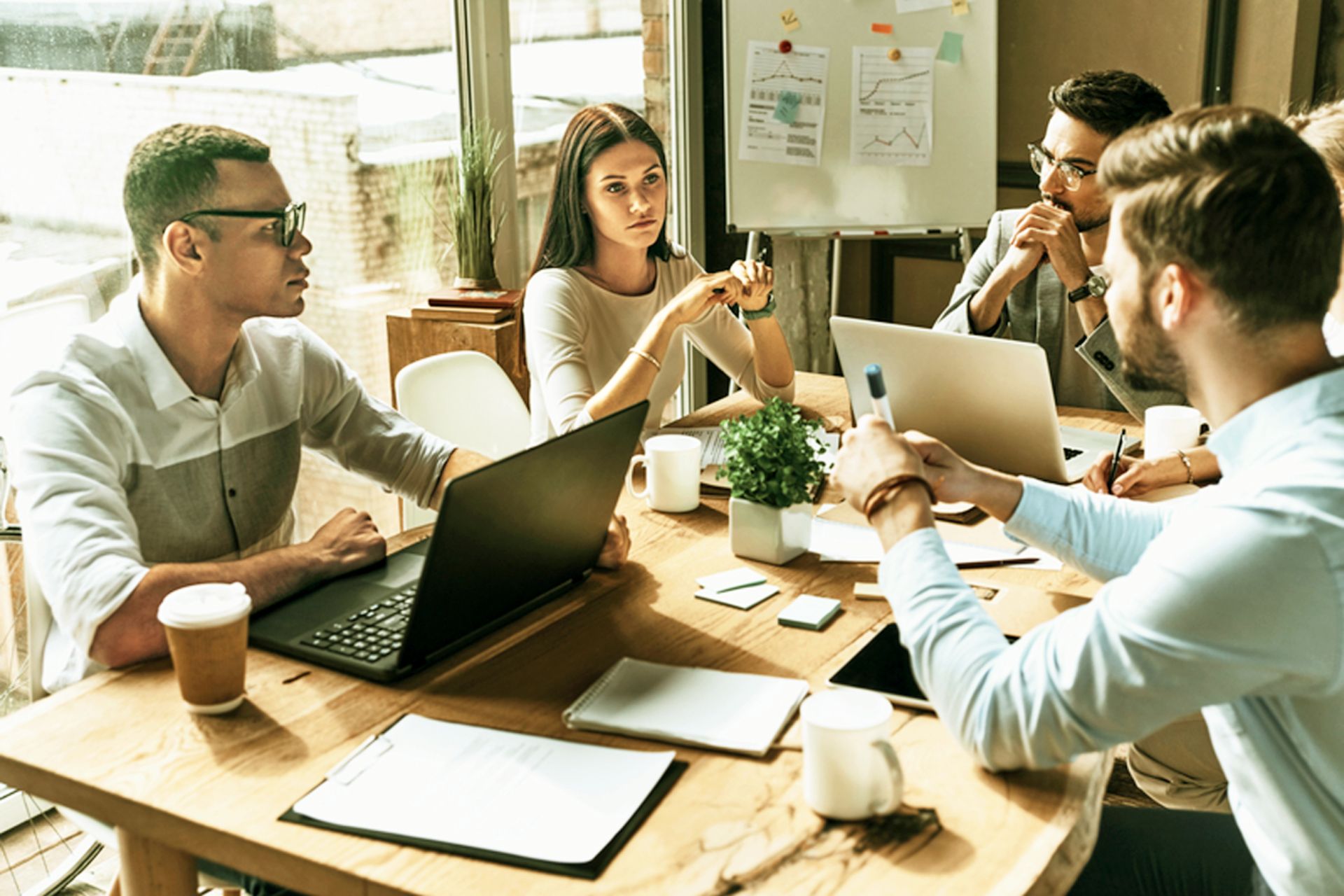 Thiết kế thương hiệu chuyên nghiệp: Bước đệm giúp doanh nghiệp tạo dấu ấn trên thị trường